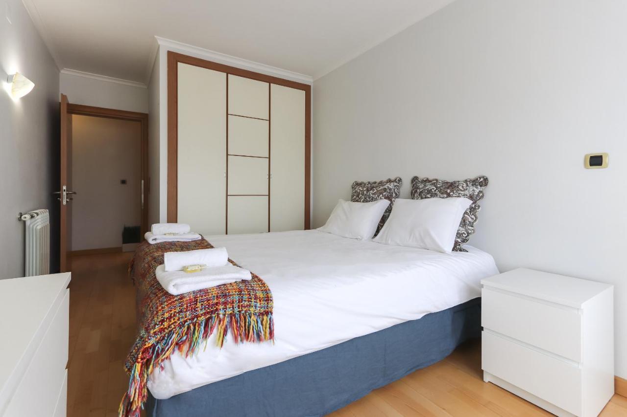 Appartamento Modern Bela Vista By Homing Lisbona Esterno foto